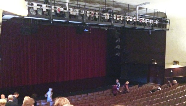 Lappeenrannan kauounginteatterin Jukola-sali