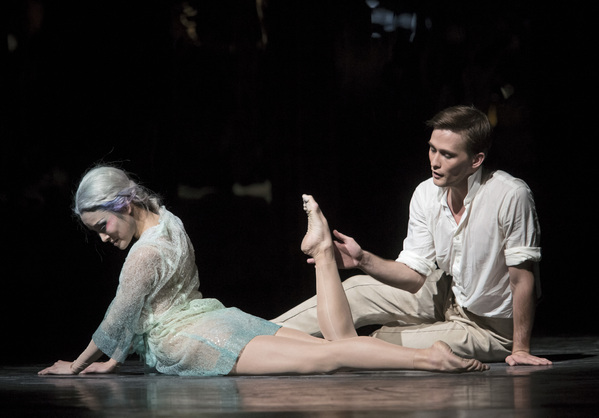 Pieni merenneito Koreografia - Kenneth Greve Musiikki - Tuomas Kantelinen Musiikinjohto - Robert Reimer / Mikhail Agrest Lavastus - takis Puvut - Erika Turunen Valaistus - Kalle Ropponen Projisointisuunnittelu - Jouka Valkama Naamiointi - Virpi Ketko Pieni merenneito - Eun-Ji Ha Prinssi - Ilja Bolotov Vierasmaalainen prinsessa - Salla Eerola H. C. Andersen - Teemu Tainio Noita - Rebecca King