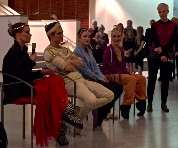 21.1.2016 Bajadeerin jälkeinen taitelijatapaaminen