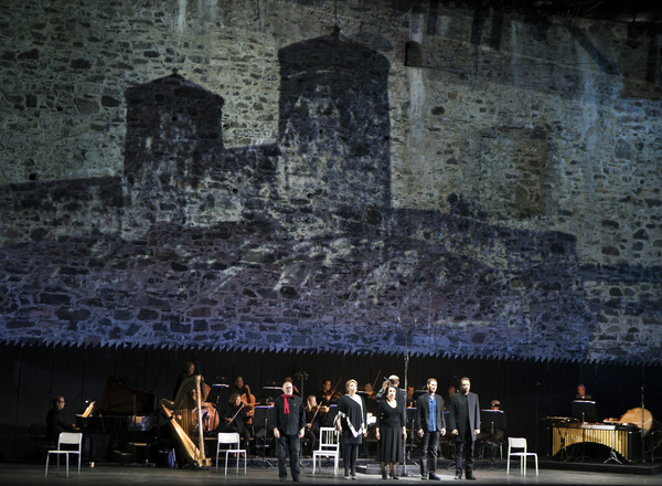 Linna vedessä (Kuva: Soila Puurtinen, Itä-Savo)