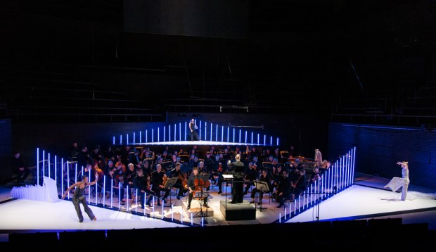 Tero Saarinen: Zimmermann Trio. Kuvassa Susanna Mälkki & HKO, Satu Halttunen, Misa Lommi ja David Scarantino