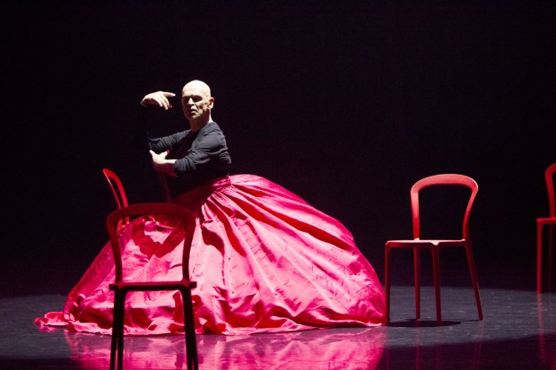 La Diva. Kuvassa Jorma Uotinen. Kuva: Petri Laitinen.