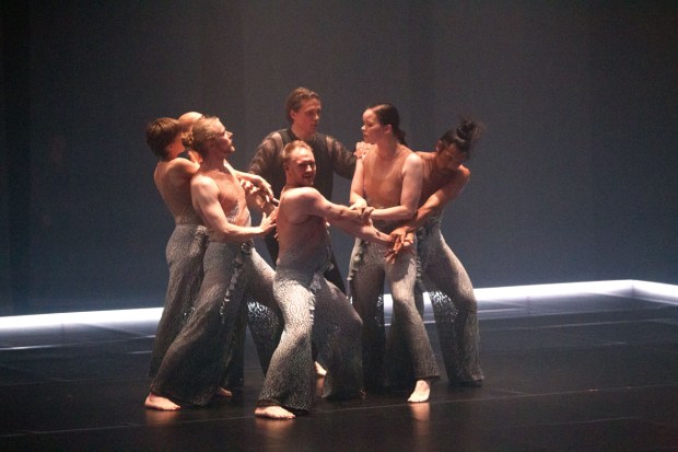 Tero Saarinen: Third Practice. Kuva: Petri Laitinen.