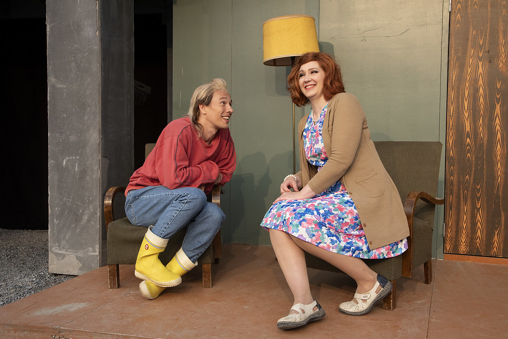 Dingo-musikaali. Kuvassa Saska Piulkkinen ja Sinikka Samlinen. Kuva: Harri Hinkka.