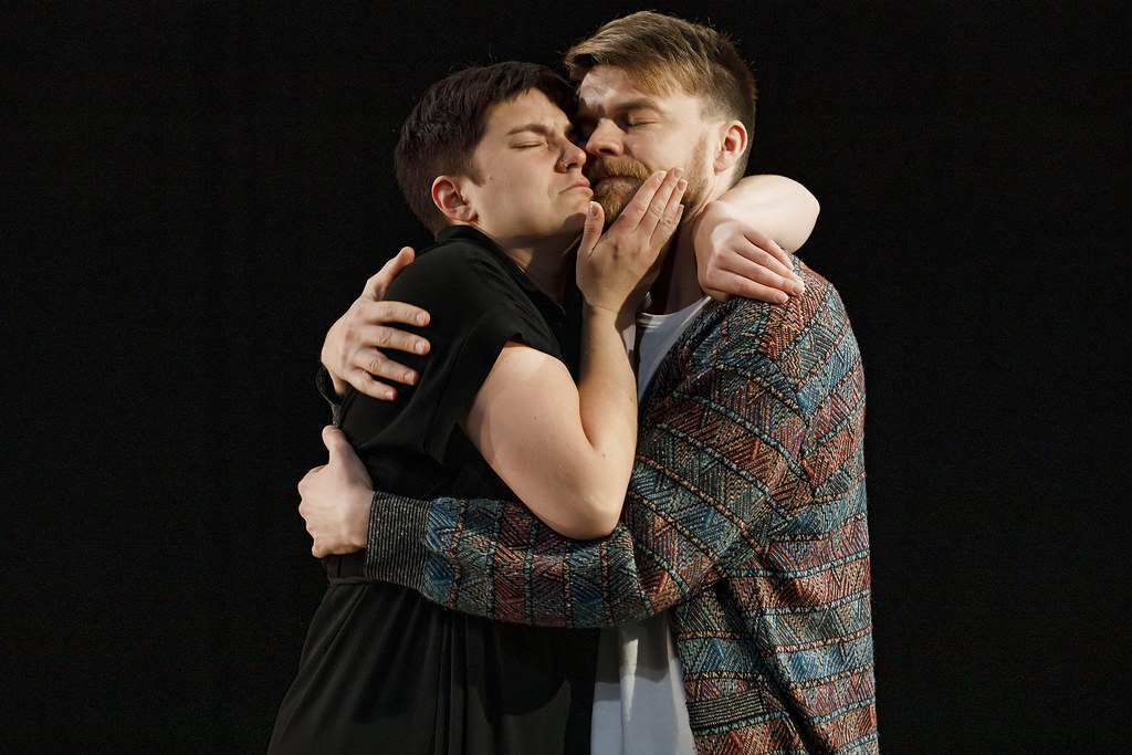 Keuhkot. Kuvassa Hegy Tuusvuori ja Markus Virtanen. Kuva: Hanna-Kaisa Hämäläinen.