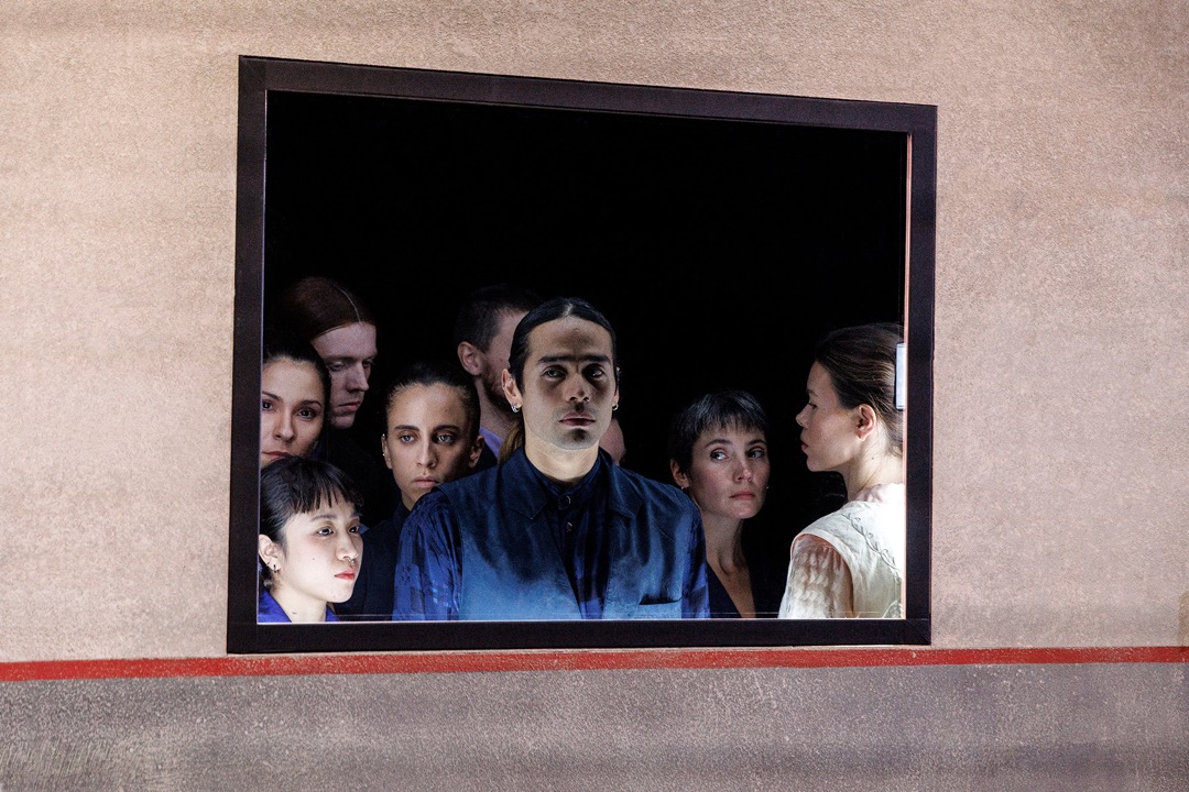 Leaning Tree. Kuva: Natascha Rydvald.