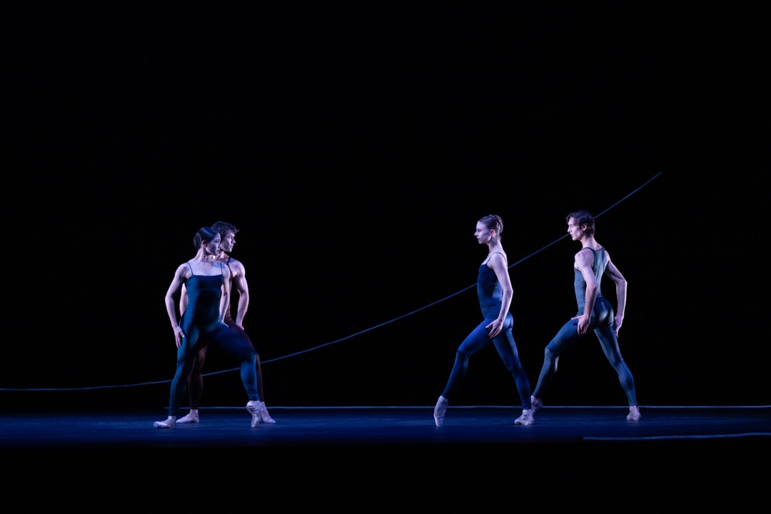 Variations for Two Couples. Kuvassa Madoka Sugai, Alexandr Trusch, Ida Praetorius ja Matias Oberlin. Kuva: Kiran West.