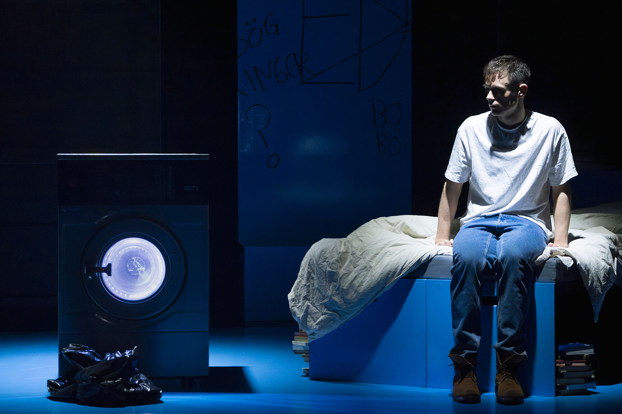 Våldets historia. Kuvassa Andreas Kvisgaard. Kuva: Kasper Dalkarl.