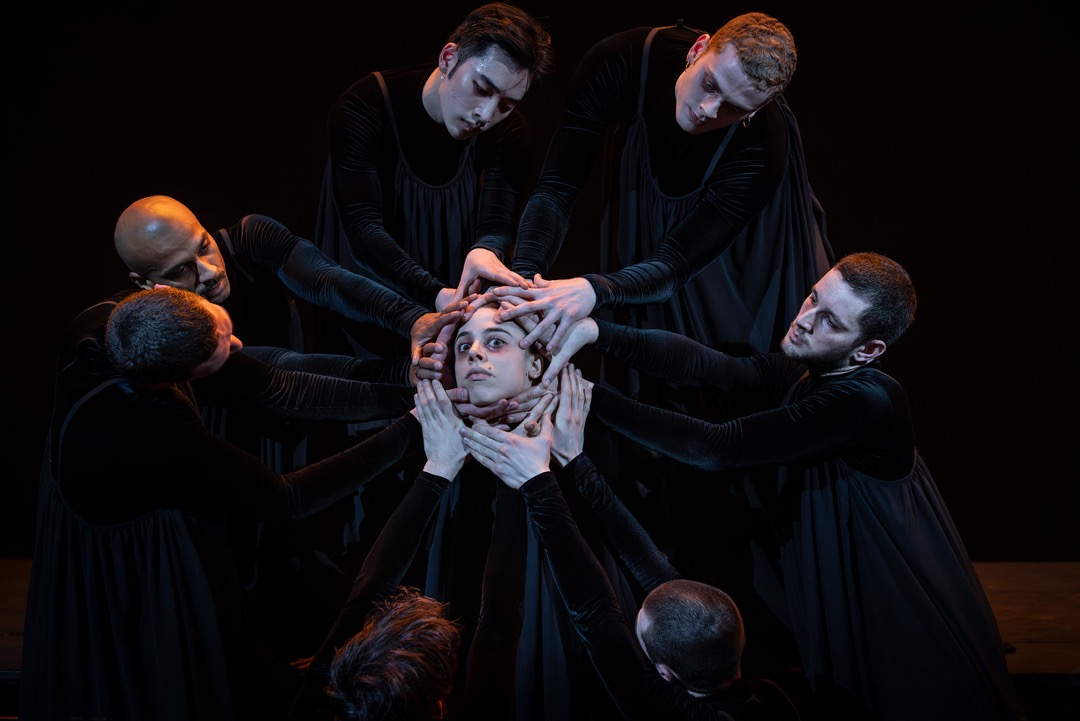 Cold Song. Kuvassa Einar Nikkerud, Jiwan Jung, Viola Esmeralda Grappiolo, Ivo Mateus ja Valentin Durand. Kuva: Tilo Stengel.